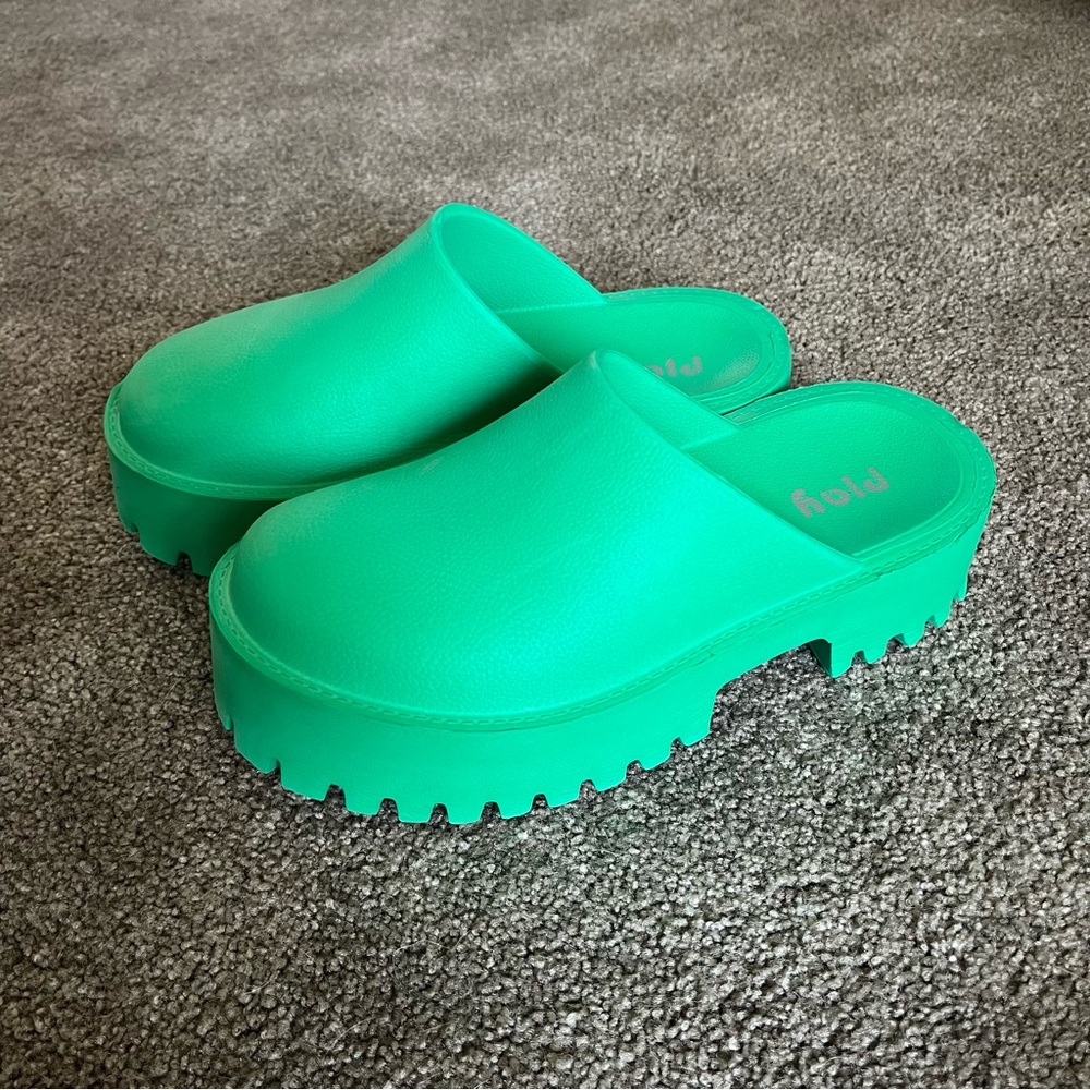 Green Platform Clogs - Picture 2 of 4